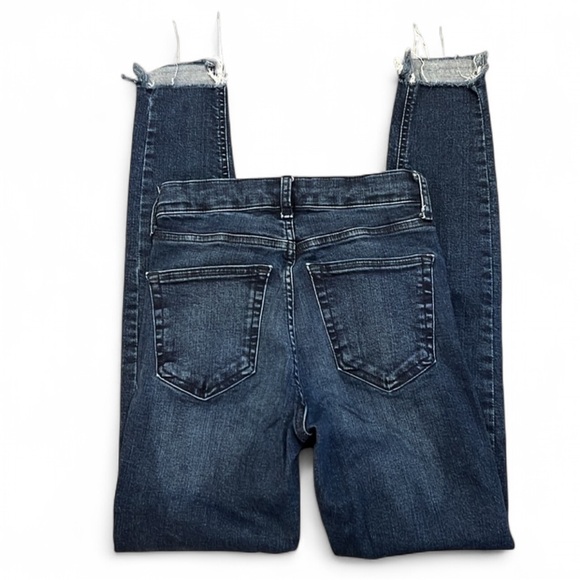 Topshop Jaime Step Hem Skinny Jeans Dark Wash Size 25 - Picture 5 of 9